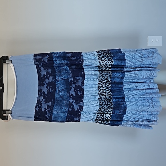 Cache blue lace layered prairie skirt-M - Picture 3 of 6